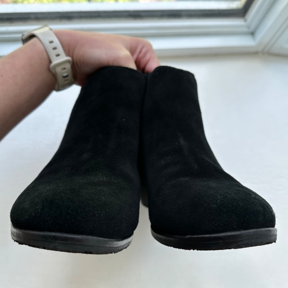 Jack Rogers Waterproof Suede Ankle Boots - Picture 6 of 8